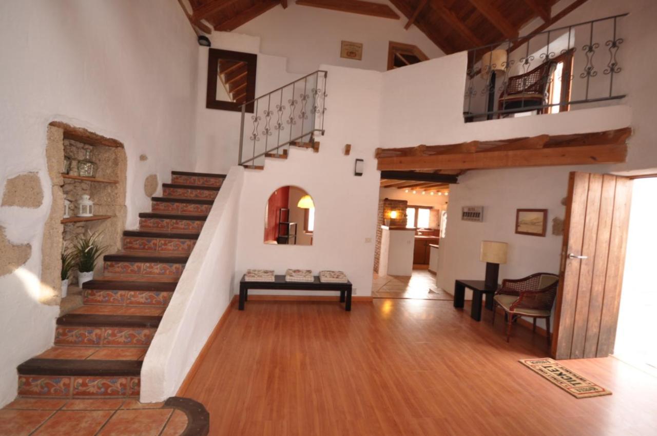 Casaruralarona Villa Valle de San Lorenzo Exteriör bild
